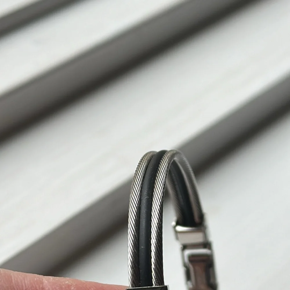 LAURA Black rubber Stainless Steel ID Bracelet Punk Grunge - Picture 4 of 5